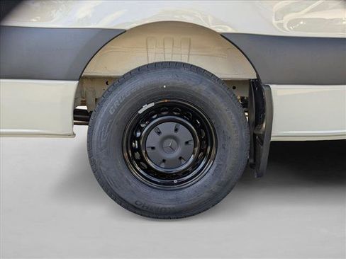 New 2026 Mercedes-Benz Sprinter 2500 image 9