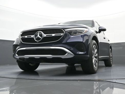 Used 2023 Mercedes-Benz GLC 300 image 25