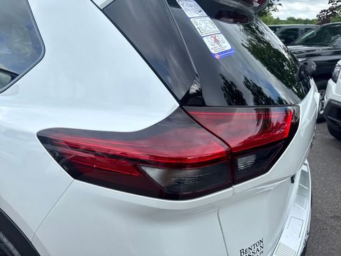 New 2026 Nissan Rogue Platinum w/ Platinum Premium Package AWD/4WD image 38