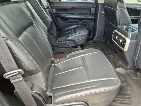 Used 2022 Ford Expedition XLT RWD image 20