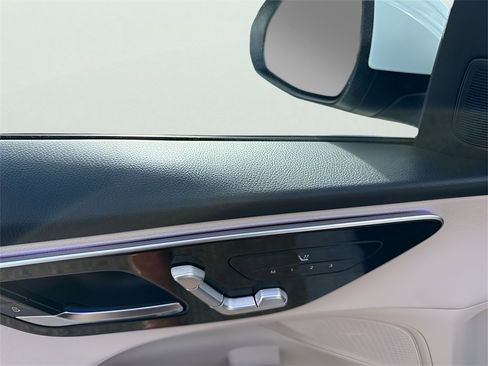 New 2025 Mercedes-Benz C 300 4MATIC Sedan image 12