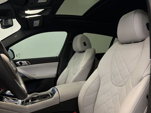 Used 2025 BMW X6 xDrive40i w/ Premium Package AWD/4WD image 21