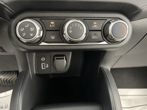 Used 2025 Nissan Versa S w/ S Plus Package FWD image 23