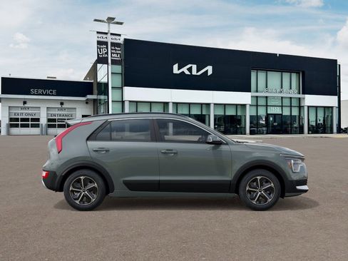 New 2026 Kia Niro EX image 8