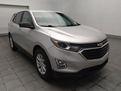 Used 2021 Chevrolet Equinox LS w/ LS Convenience Package FWD image 13