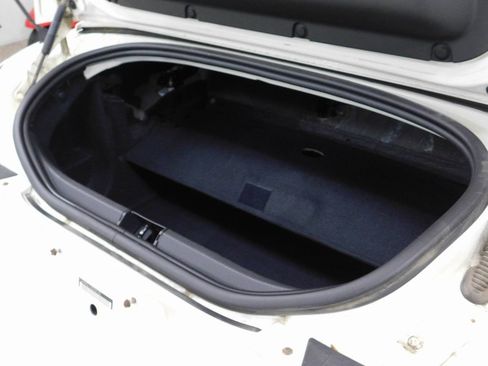 Used 2005 Chrysler Crossfire Limited RWD image 85