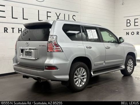 Used 2017 Lexus GX 460 Premium w/ Premium Package AWD/4WD image 4