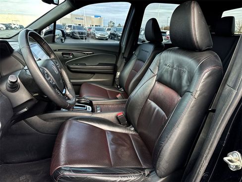 Used 2019 Honda Ridgeline Black Edition image 11