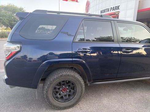 Certified 2024 Toyota 4Runner TRD Off-Road image 2