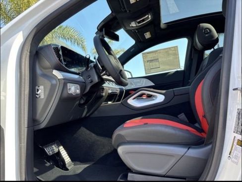 New 2025 Mercedes-Benz GLE 63 AMG S image 16