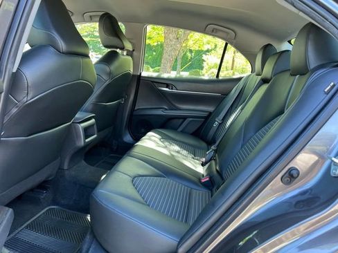 Used 2022 Toyota Camry SE FWD image 15
