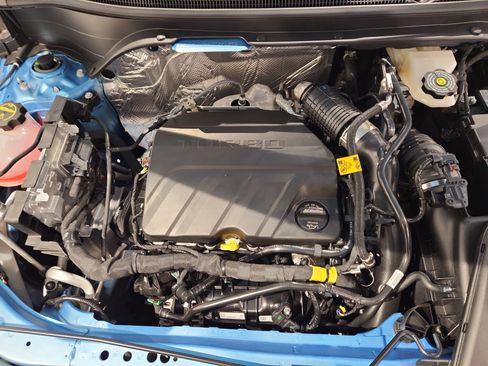 New 2026 Chevrolet Trax LS w/ LS Convenience Package FWD image 26
