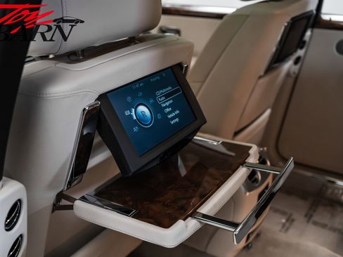 Used 2012 Rolls-Royce Ghost Extended Wheelbase image 52