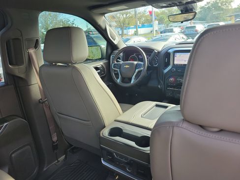 Used 2020 Chevrolet Silverado 1500 LTZ w/ LTZ Plus Package image 13