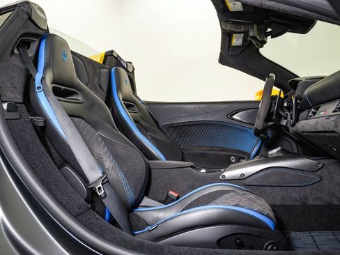 Certified 2024 Maserati MC20 Cielo RWD image 22