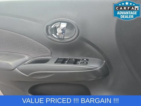 Used 2015 Nissan Versa SV FWD image 12