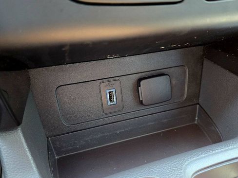 Used 2018 Ford Escape SE w/ SE SYNC Package AWD/4WD image 21