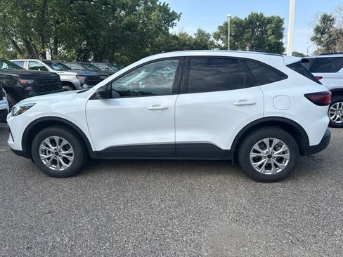 Used 2025 Ford Escape Active AWD/4WD image 7