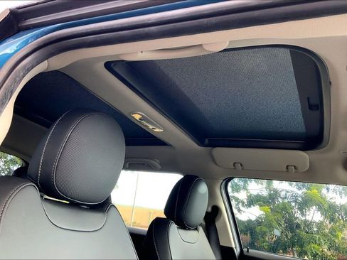 Certified 2022 MINI Cooper S image 23