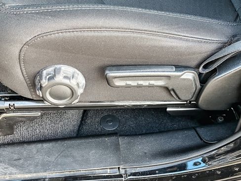 Used 2022 Jeep Wrangler Unlimited Sport image 20