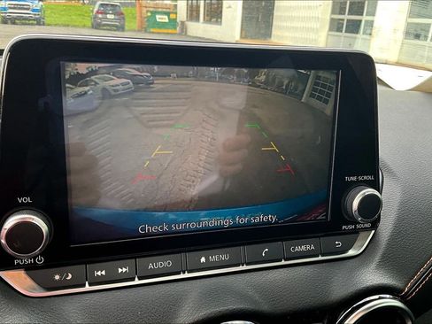 Used 2021 Nissan Sentra SR FWD image 14