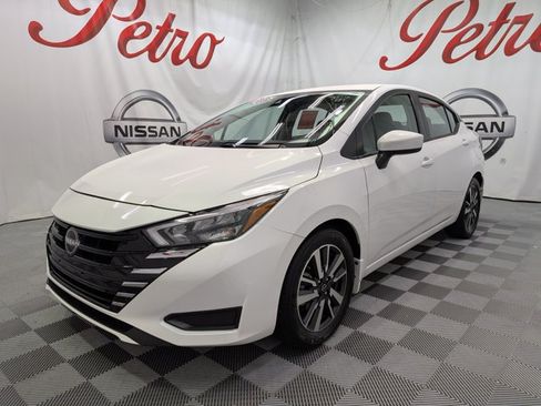 Certified 2025 Nissan Versa SV w/ Trunk Package FWD image 1