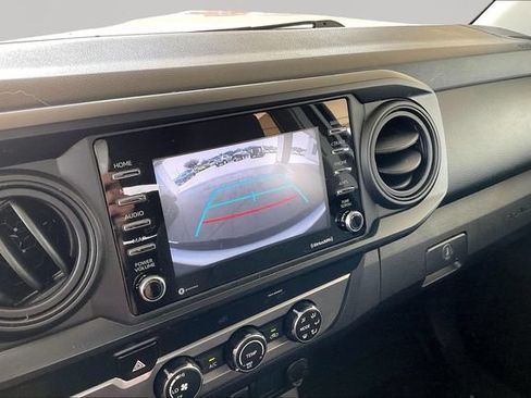 Used 2020 Toyota Tacoma SR w/ SR Convenience Package RWD image 11