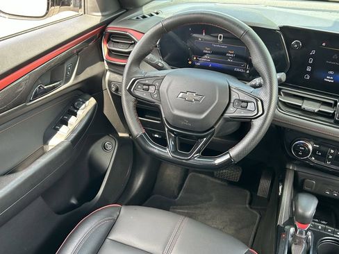 Used 2026 Chevrolet TrailBlazer RS w/ Convenience Package FWD image 16
