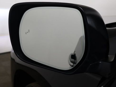 Used 2023 Lexus GX 460 Premium w/ Premium Plus Package image 32