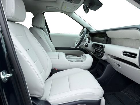Used 2026 Hyundai Palisade Calligraphy FWD image 15