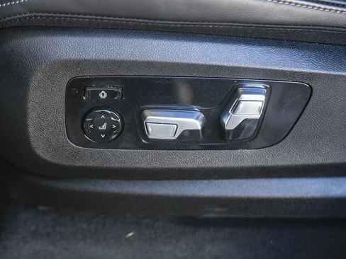 Certified 2025 BMW X5 M60i AWD/4WD image 18