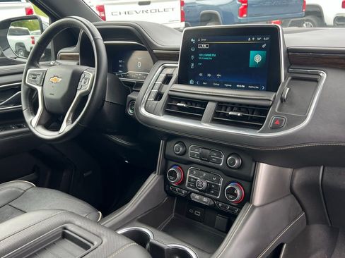 Certified 2023 Chevrolet Suburban Premier image 20