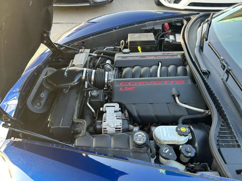 Used 2005 Chevrolet Corvette Coupe w/ Preferred Equipment Group RWD image 27