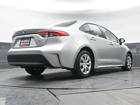 Certified 2025 Toyota Corolla LE FWD image 29