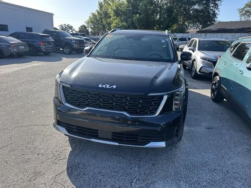 Used 2025 Kia Sorento S w/ Panoramic Sunroof Package FWD image 8