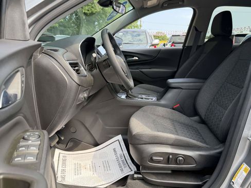 Used 2023 Chevrolet Equinox LT AWD/4WD image 9