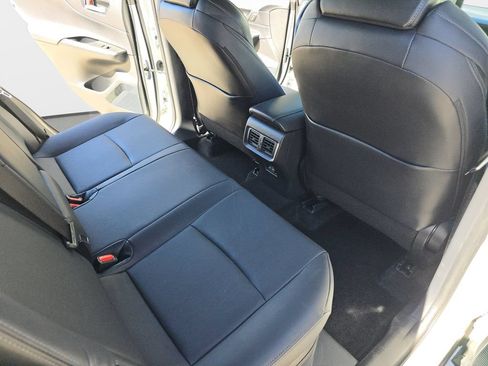 Used 2023 Toyota Venza Nightshade AWD/4WD image 13