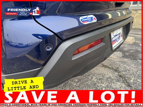 Used 2024 Nissan Pathfinder SV image 9