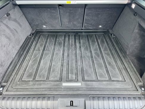 Used 2022 Land Rover Range Rover Sport HST image 34