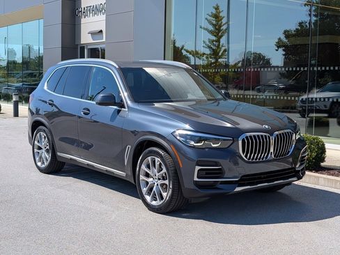 Used 2022 BMW X5 xDrive40i w/ Premium Package image 9