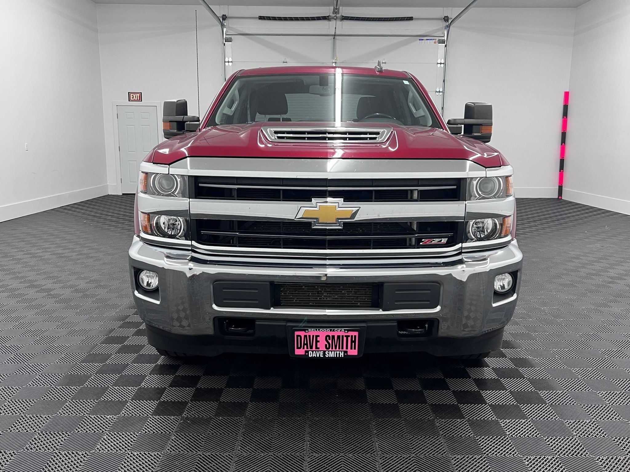 Used 2018 Chevrolet Silverado 2500 LT w/ LT Convenience Package AWD/4WD image 6