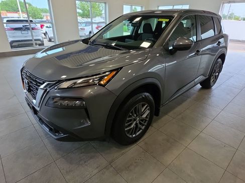 Used 2021 Nissan Rogue S AWD/4WD image 1