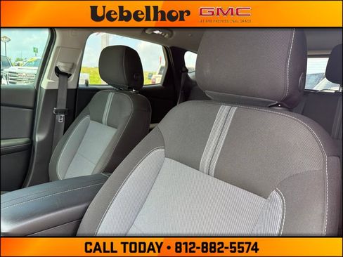 Used 2023 Chevrolet Blazer LT FWD image 21