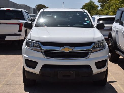 Used 2017 Chevrolet Colorado W/T RWD image 3