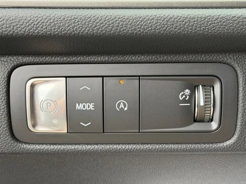 New 2026 Chevrolet Traverse LT w/ Driver Confidence Package FWD image 28