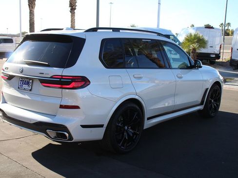 Used 2023 BMW X7 xDrive40i w/ M Sport Package image 8