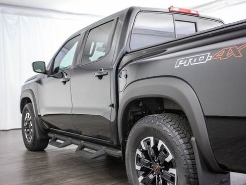 Used 2022 Nissan Frontier PRO-4X w/ Technology Package image 32