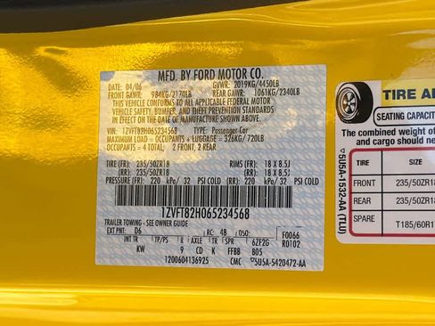 Used 2006 Ford Mustang GT RWD image 27