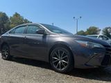 Used 2015 Toyota Camry LE image 2