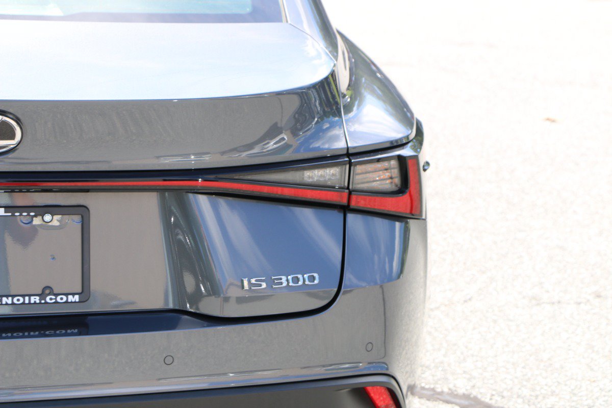 Used 2023 Lexus IS 300 w/ Premium Package RWD image 7